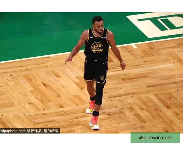 波神被保罗里德顶到腰部返回更衣室 本场比赛能否出战成疑